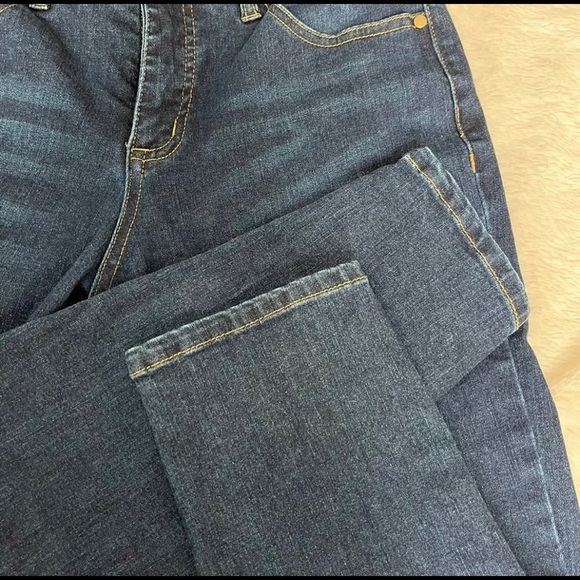 Measure and Made Dark wash Jeans (Retail $119) - Picture 5 of 8